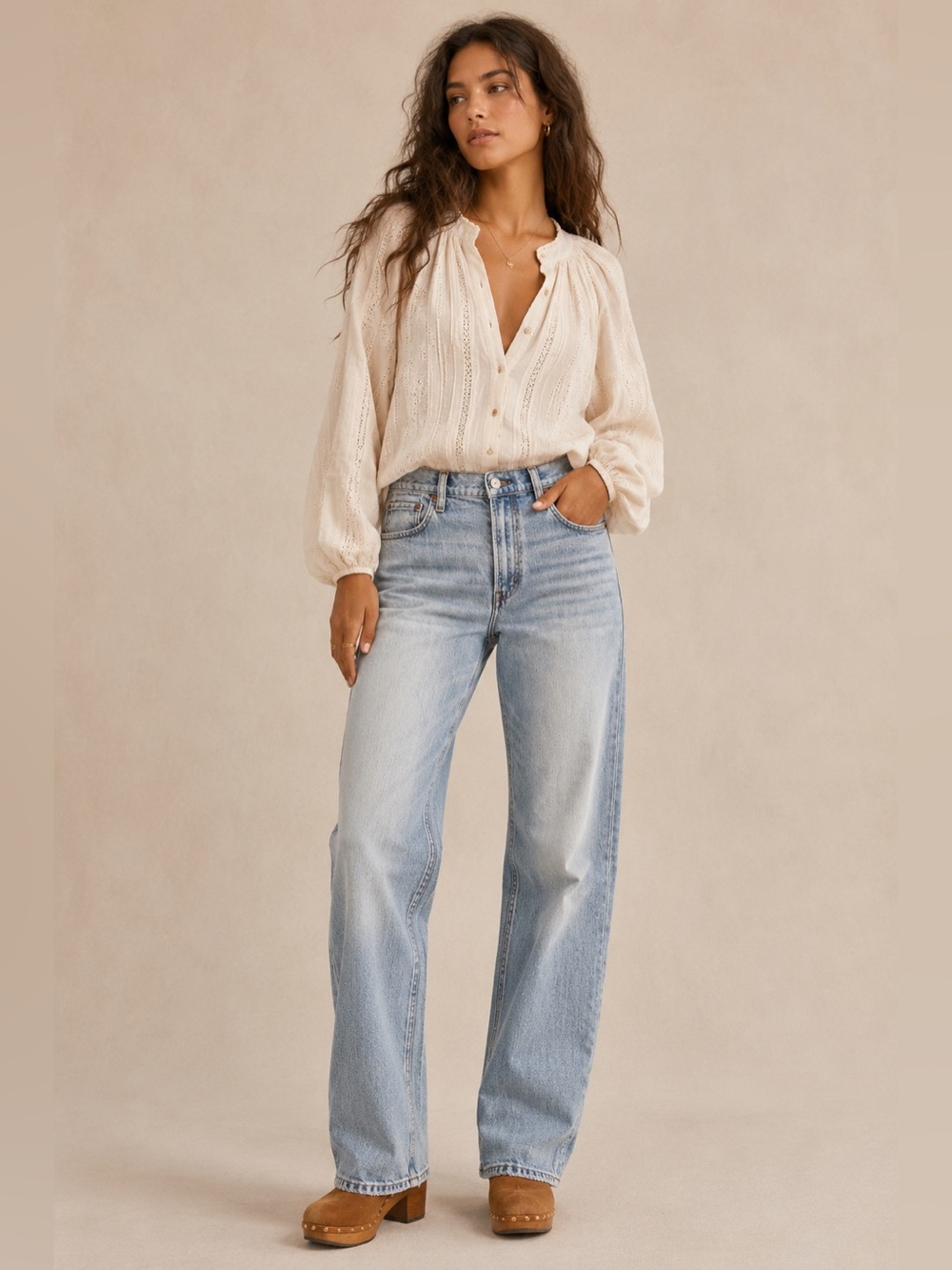 Abercrombie & Fitch The Mom High Rise Jeans Light Wash Size 29/8